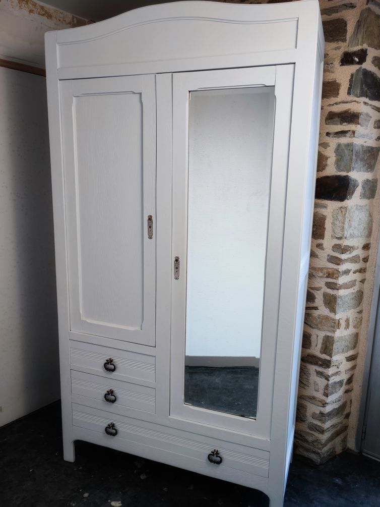 Armoire Anglaise “Dominique”