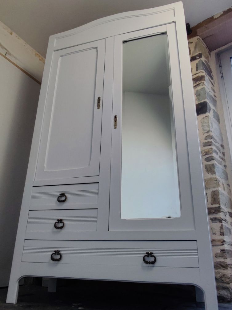 Armoire Anglaise “Dominique”