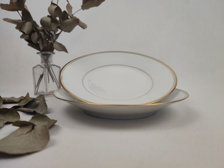 Assiettes à dessert en Porcelaine de Limoges à 3 filets dorés