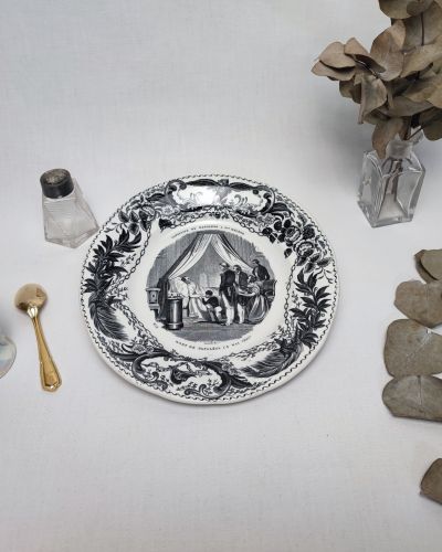 Assiette parlante “Napoléon” Creil et Montereau