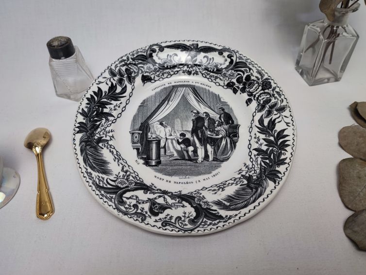 Assiette parlante “Napoléon” Creil et Montereau