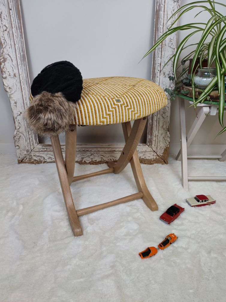 Tabouret – Repose Pieds “Benjamin”