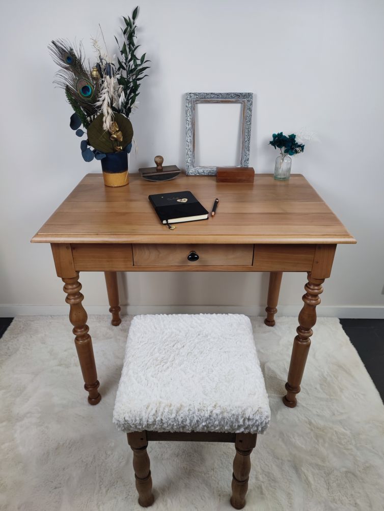 Bureau Merisier massif “Richard”