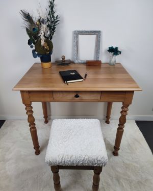 Bureau Merisier massif “Richard”